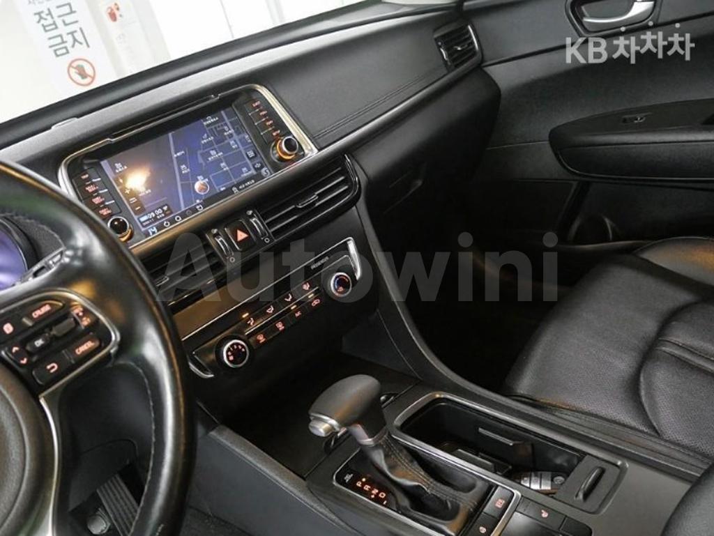 2018 KIA K5 2ND GEN OPTIMA 렌터카 2.0 LPI MX LUXURY - 9