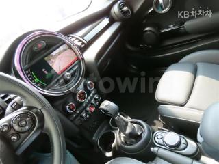 2019 MINI COOPER 3DOORS 1.5 HIGH트림 - 12