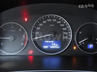 2017 HYUNDAI GRAND STAREX H-1 5 SEATS VAN CVX MORDERN - 8