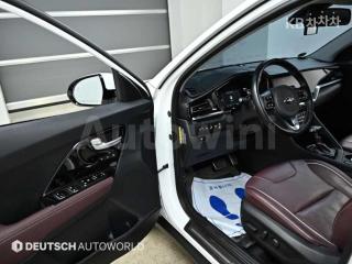 2020 KIA  NIRO 1.6 HEV NOBLESSE SPECIAL - 11