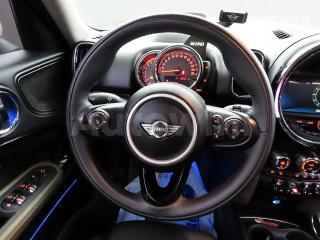 WMWYU1107J3D18077 2018 MINI COOPER COUNTRYMAN 2.0 COOPER D ALL4 HIGHTRIM-5