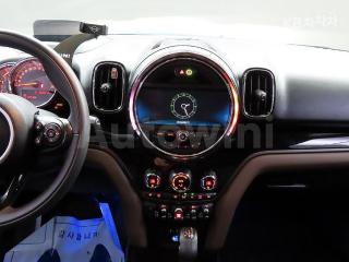 2018 MINI COOPER COUNTRYMAN 2.0 COOPER D ALL4 HIGHTRIM - 9