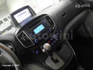 2017 HYUNDAI GRAND STAREX H-1 12 SEATS WAGON CVX 4WD SMART - 9