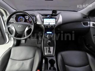 2013 HYUNDAI AVANTE MD ELANTRA M16 GDI SMART - 9