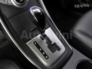 2013 HYUNDAI AVANTE MD ELANTRA M16 GDI SMART - 11