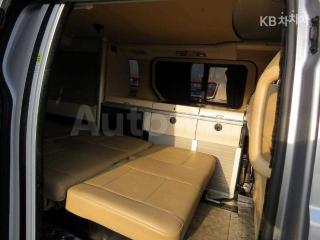 KMJWS37KDKU005832 2019 HYUNDAI  GRAND STAREX 캠핑카 4 SEATS 4WD-5
