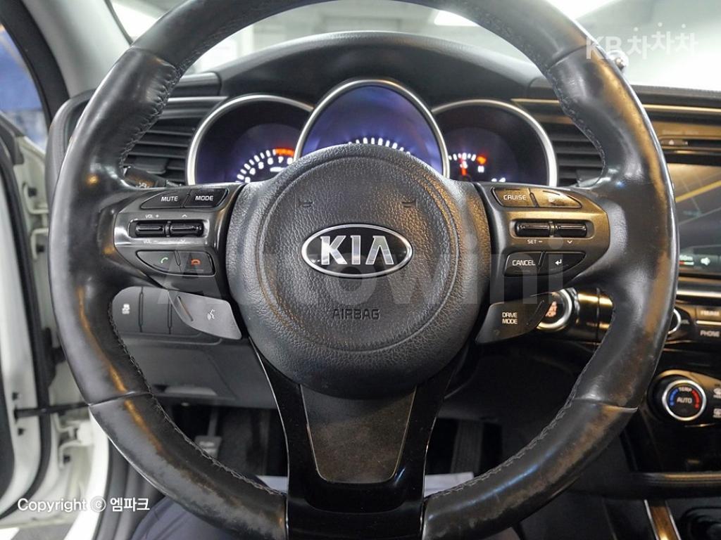 2014 KIA  K5 OPTIMA TRENDY - 8