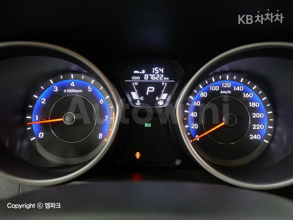 2013 HYUNDAI AVANTE MD ELANTRA M16 GDI SMART - 7