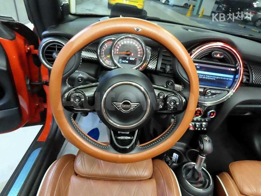 2019 MINI  CONVERTIBLE S 2.0 - 11