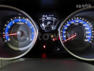 2013 HYUNDAI AVANTE MD ELANTRA M16 GDI SMART - 9
