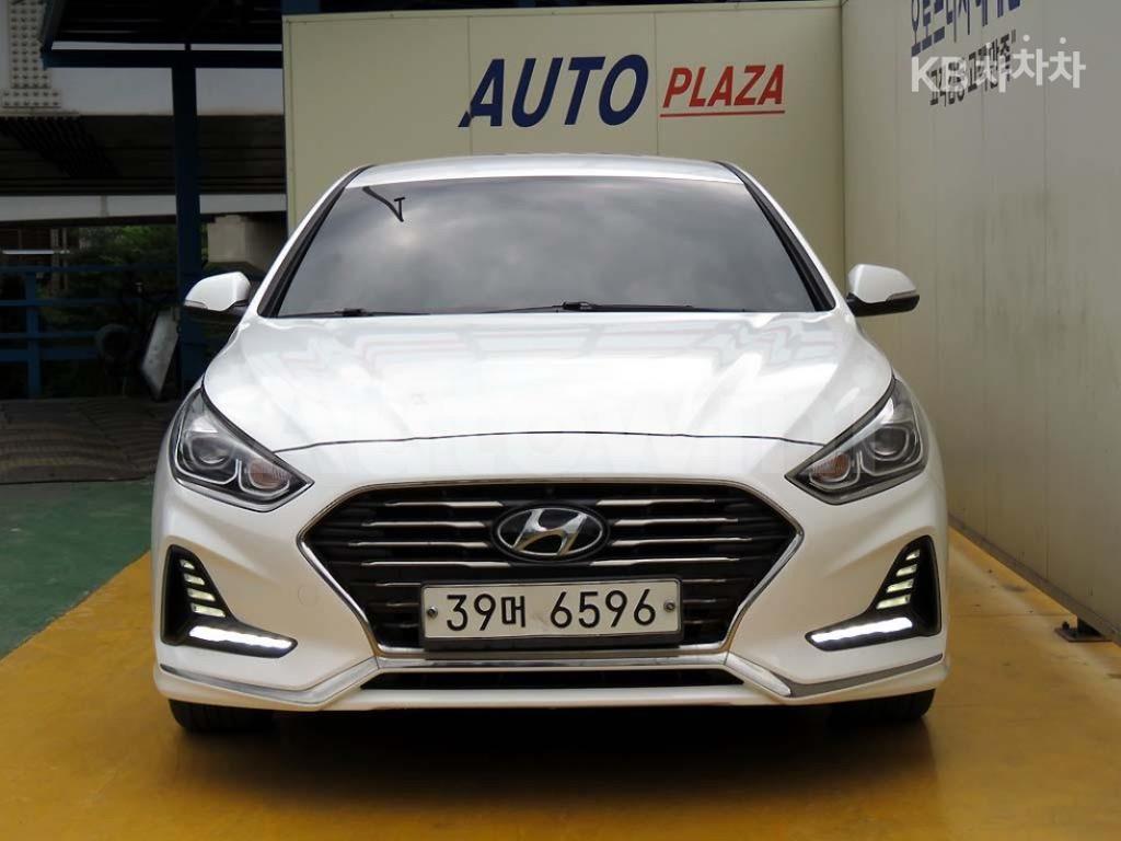 KMHE241CBKA485453 2019 HYUNDAI SONATA RISE 2.0 SMART SPECIAL-1