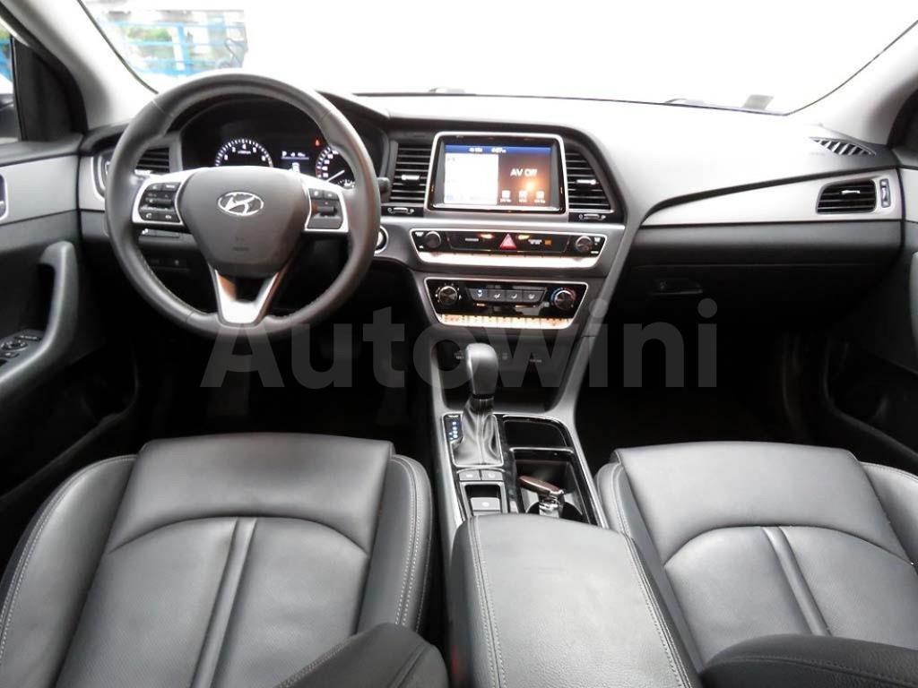 KMHE241CBKA485453 2019 HYUNDAI SONATA RISE 2.0 SMART SPECIAL-4