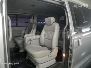 2015 HYUNDAI GRAND STAREX H-1 11 SEATS WAGON CVX LUXURY - 11