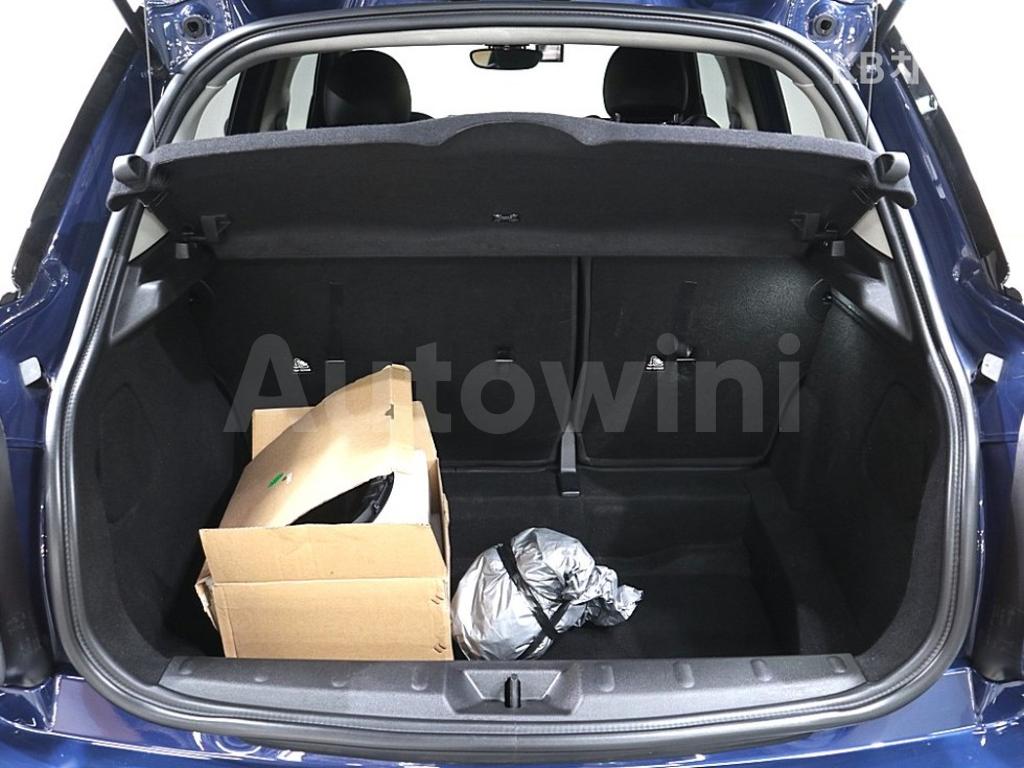 2018 MINI COOPER 5DOORS D 1.5 미드트림 - 18