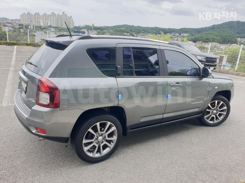 1C4NJDCB5ED609589 2014 JEEP COMPASS 2.4 4WD LIMITED(11년~현재)-3