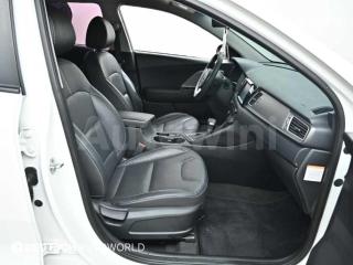 2018 KIA NIRO 1.6 LUXURY - 10