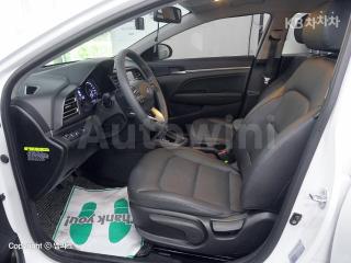 2020 HYUNDAI  AVANTE ELANTRA 1.6 GDI SMART BASIC - 10