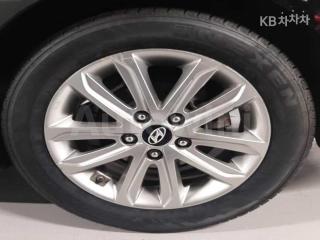 2015 HYUNDAI  AVANTE ELANTRA 1.6 GDI MORDERN TUIXEDITIONII - 16