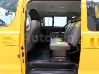 KMJWA37KBHU883044 2017 HYUNDAI GRAND STAREX H-1 15 SEATS 어린이버스 LUXURY-5