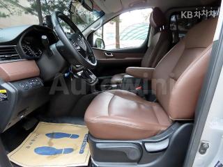 KMHWK81KBKU028030 2019 HYUNDAI  GRAND STAREX URBAN 9 SEATS EXCLUSIVE-4