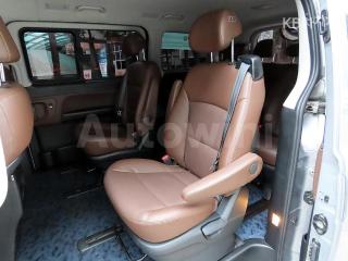 KMHWK81KBKU028030 2019 HYUNDAI  GRAND STAREX URBAN 9 SEATS EXCLUSIVE-5