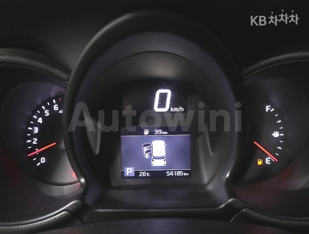 KNACJ811BMT257087 2021 KIA  RAY 1.0 GASOLINE PRESTIGE-5