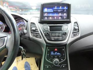 2016 HYUNDAI  AVANTE ELANTRA 1.6 GDI SMART BASIC - 10