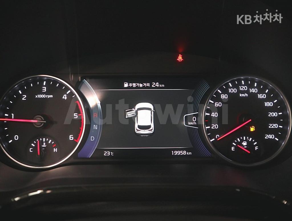 2021 KIA SELTOS 1.6 DIESEL 2WD SIGNATURE - 14
