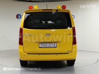 KMJWA37KDHU870191 2017 HYUNDAI GRAND STAREX H-1 CHILD PROTECTIVE VEHICLE 4WD MORDERN-3