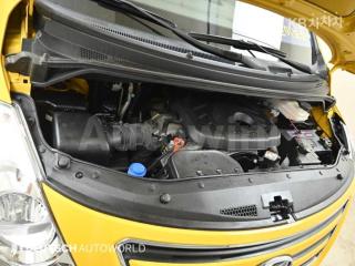 KMJWA37KDHU870191 2017 HYUNDAI GRAND STAREX H-1 CHILD PROTECTIVE VEHICLE 4WD MORDERN-5