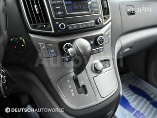 2017 HYUNDAI GRAND STAREX H-1 CHILD PROTECTIVE VEHICLE 4WD MORDERN - 9