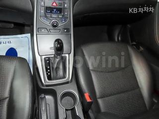2015 HYUNDAI  AVANTE ELANTRA 1.6 GDI SMART TUIXEDITIONL - 12