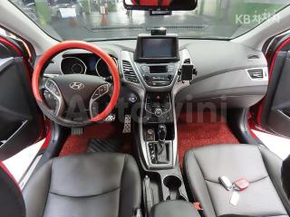2015 HYUNDAI  AVANTE ELANTRA 1.6 GDI MORDERN BASIC - 11
