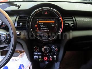 2020 MINI COOPER 5DOORS 1.5 BASIC - 12