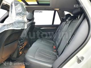 2017 BMW  X5 3.0D F15 (14년~) - 10