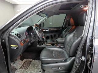 KNAKN814DHA153941 2017 KIA  MOHAVE BORREGO 4WD PRESIDENT 7 SEATS-4