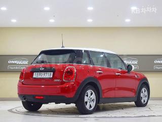 WMWXT3101G2C96036 2016 MINI COOPER 5DOORS 1.5 미드트림-2
