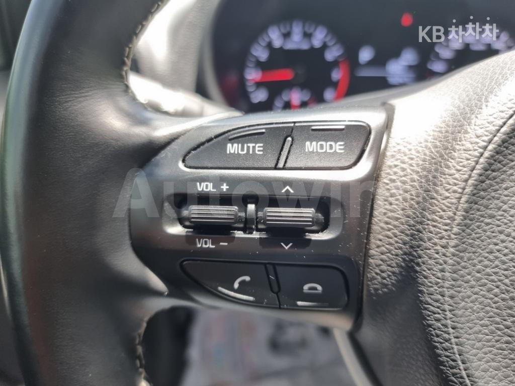 2017 KIA  MORNING JA  LUXURY - 18
