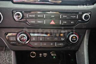 2017 KIA NIRO 1.6 PRESTIGE - 13