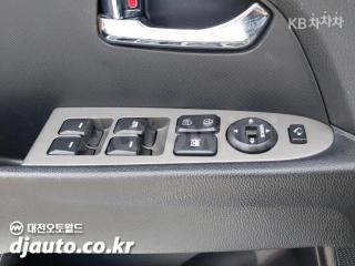2016 KIA  SPORTAGE R DIESEL 2WD ACE - 13