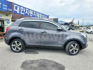 KPBBA2AW1HP252092 2017 SSANGYONG  STYLE KORANDO C 2.2 EXTREME AWD-2