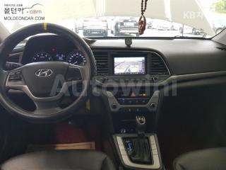 2016 HYUNDAI AVANTE AD ELANTRA 1.6 GDI STYLE - 9