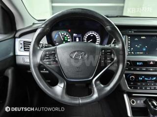 2016 HYUNDAI LF SONATA HYBRID 2.0 HEV PREMIUM - 13