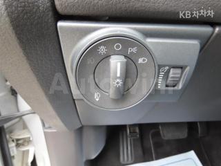 2010 LINCOLN MKX 3.5L AWD - 8