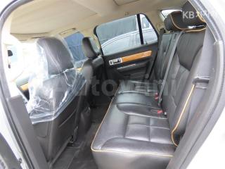 2010 LINCOLN MKX 3.5L AWD - 9