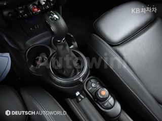 2016 MINI COOPER 5DOORS D 1.5 미드트림 - 9