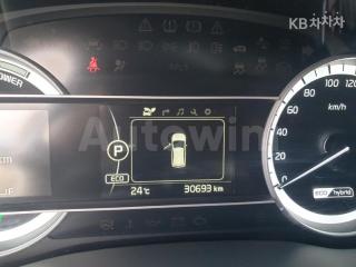 2018 KIA NIRO 1.6 PHEV PRESTIGE - 8