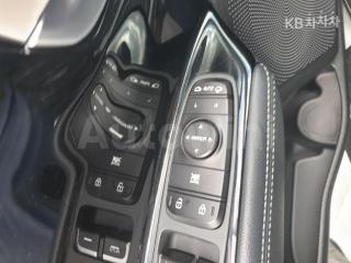 2018 KIA NIRO 1.6 PHEV PRESTIGE - 11