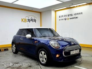 WMWXN310XFT955697 2015 MINI COOPER D 2.0 BASIC-1