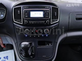 2017 HYUNDAI GRAND STAREX H-1 5 SEATS VAN SMART - 9